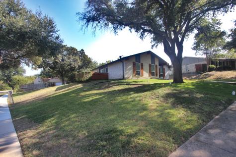 2922 Ashglen Drive Garland TX 75043