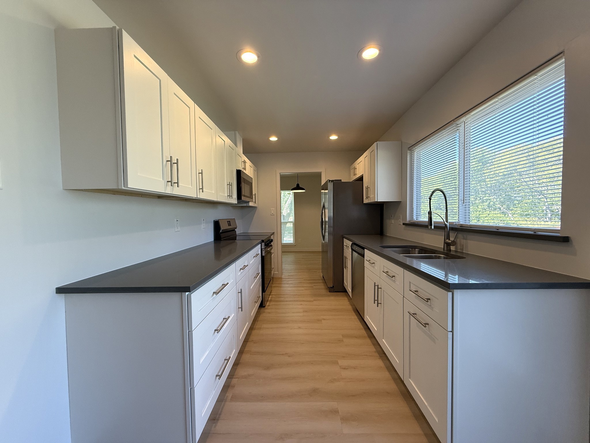 2922 Ashglen Drive Garland TX 75043