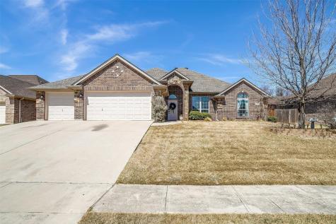 8228 Shady Valley Drive Benbrook TX 76116