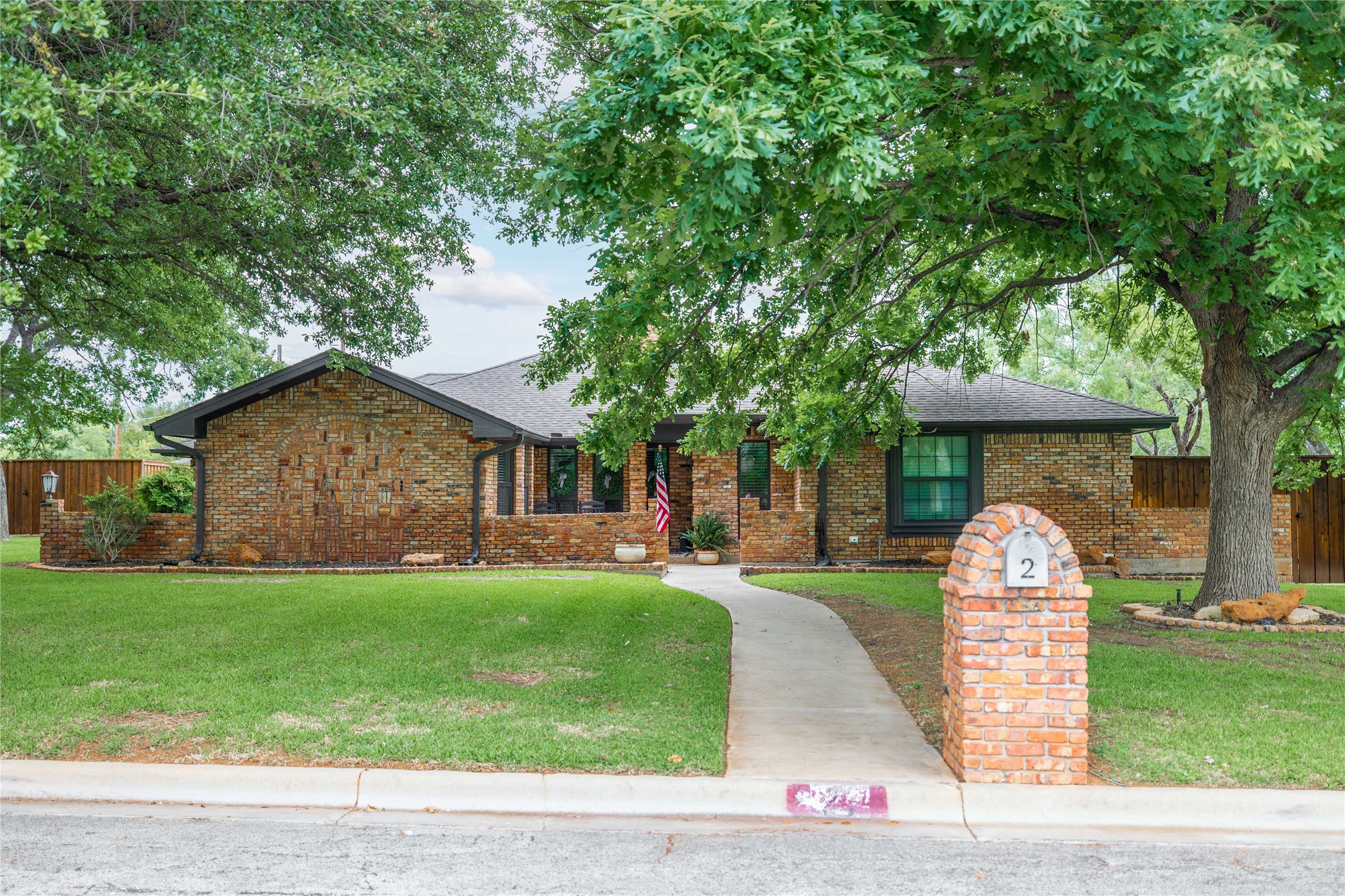 2 Brownstone Court Brownwood TX 76801