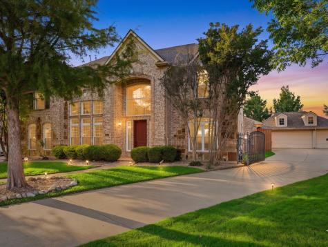 2533 Green Oak Drive Carrollton TX 75010