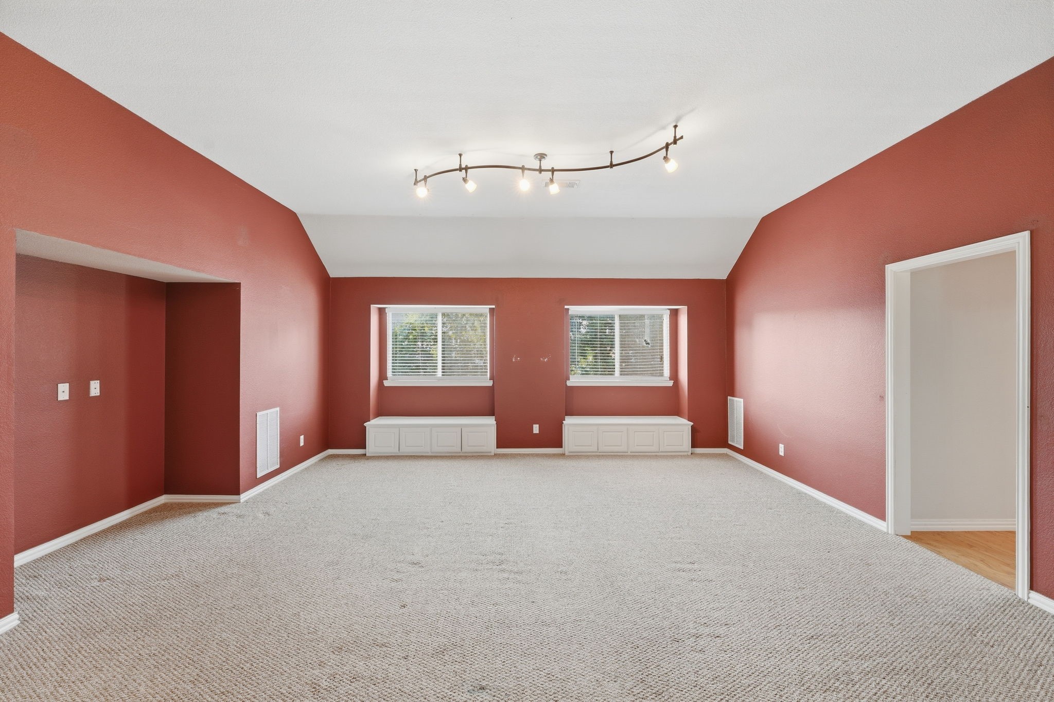 2533 Green Oak Drive Carrollton TX 75010