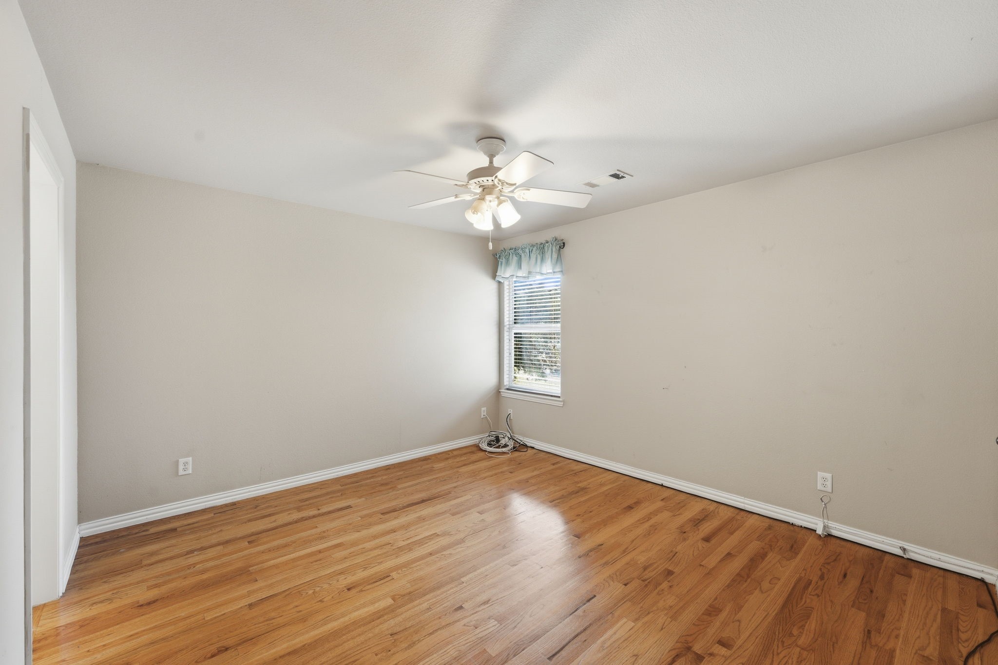 2533 Green Oak Drive Carrollton TX 75010
