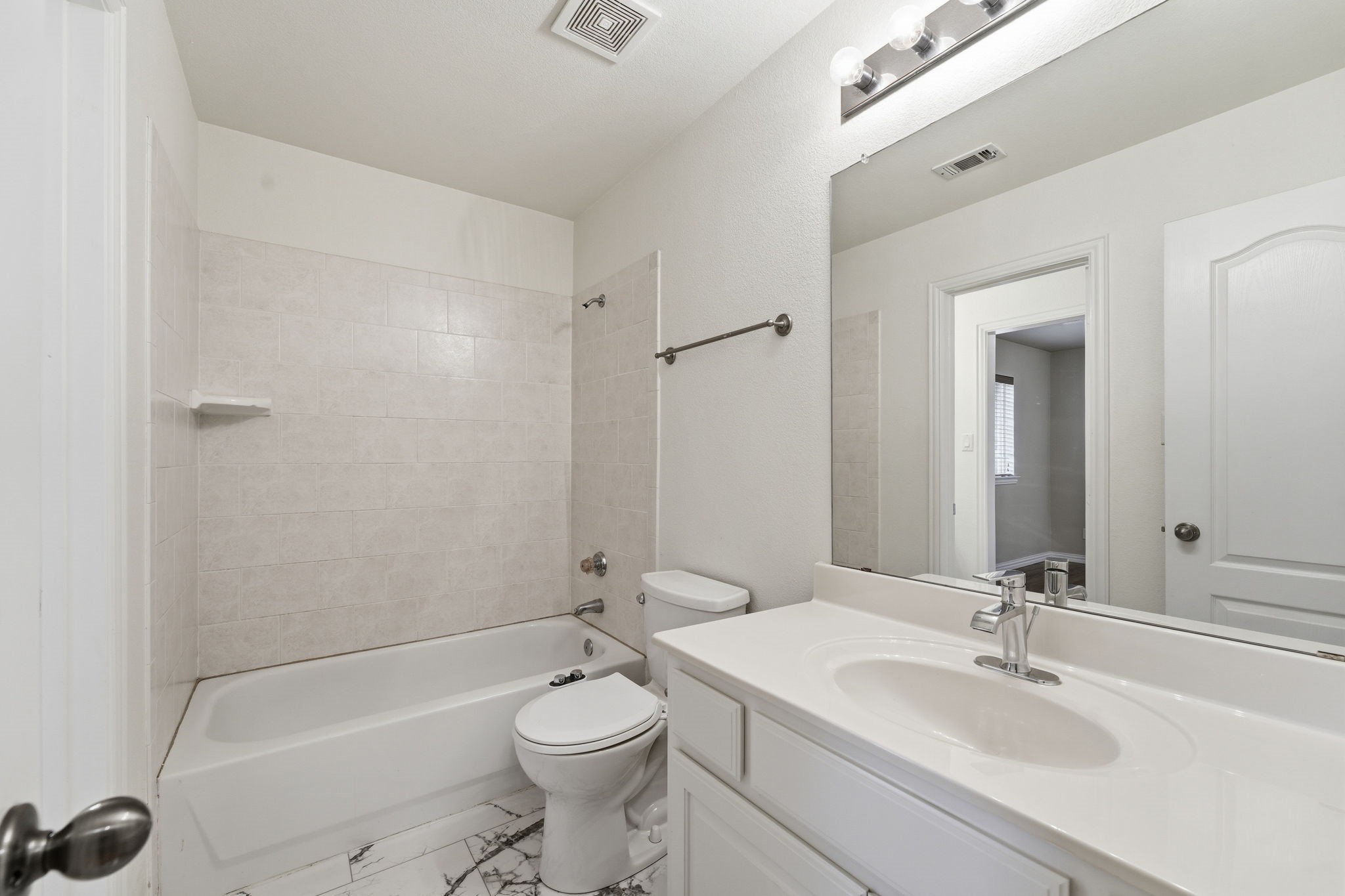 2533 Green Oak Drive Carrollton TX 75010