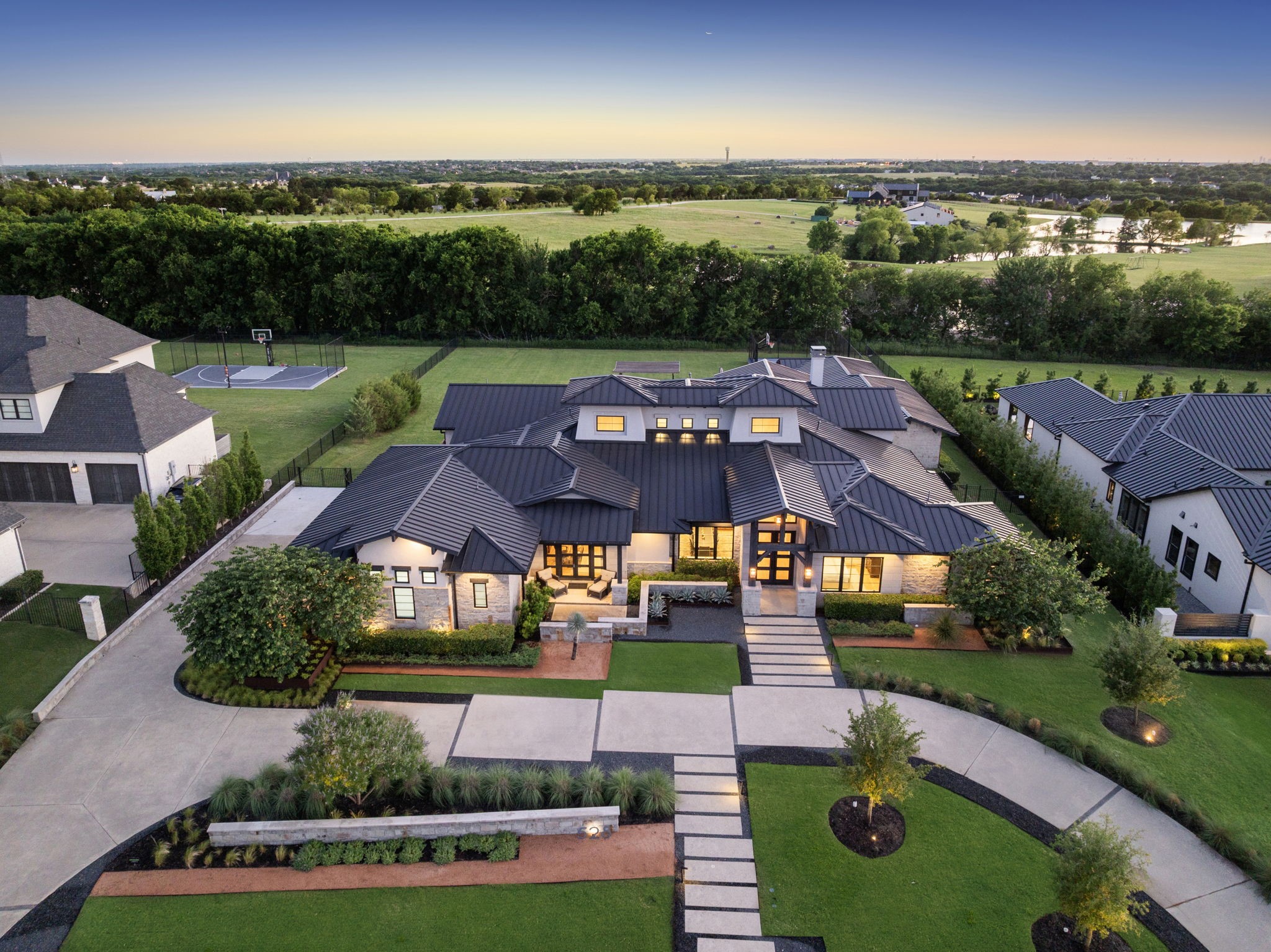 528 Lodge Hill Drive Heath TX 75032