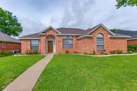 2125 Live Oak Drive Garland TX 75040