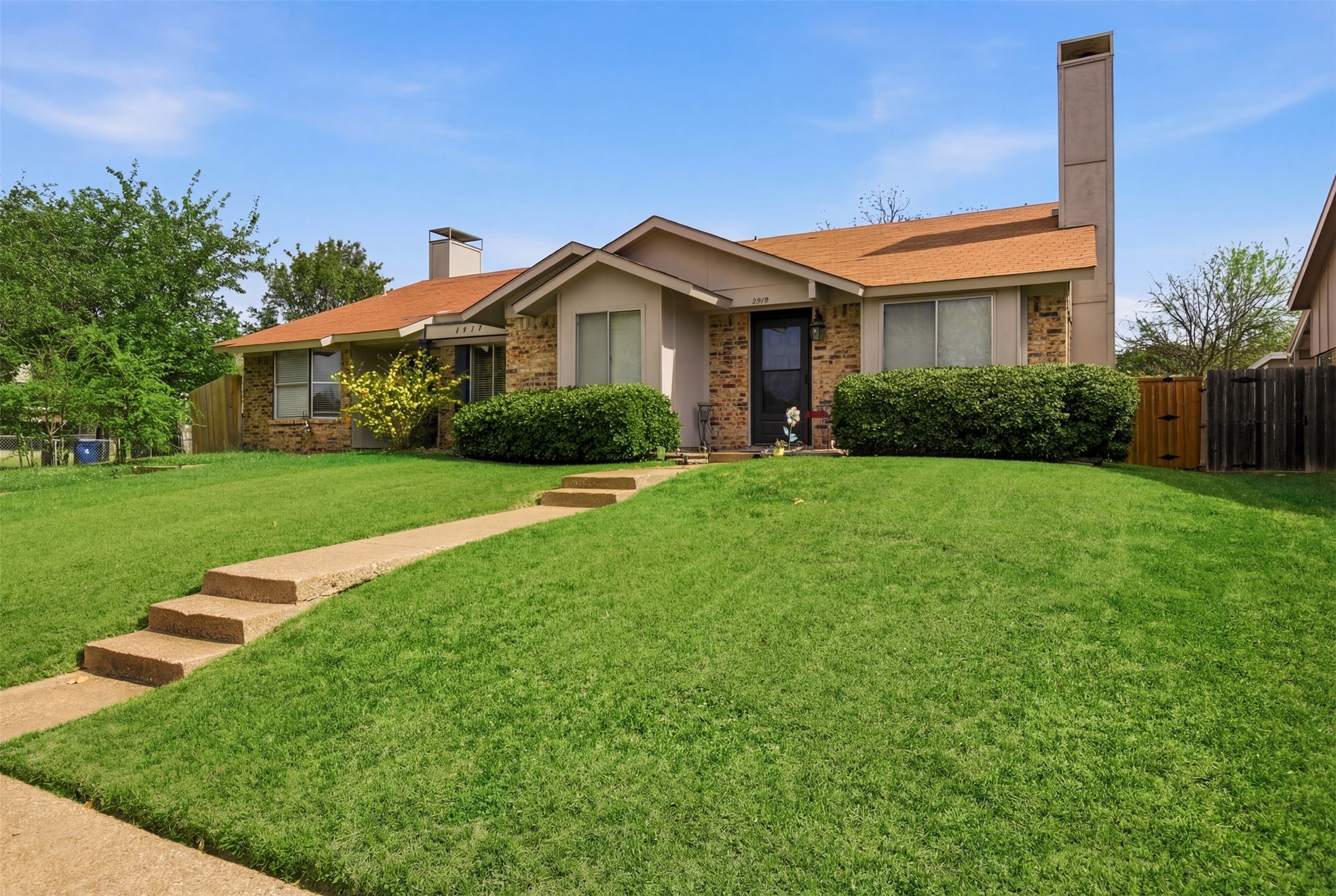3919 Queens Court Garland TX 75043