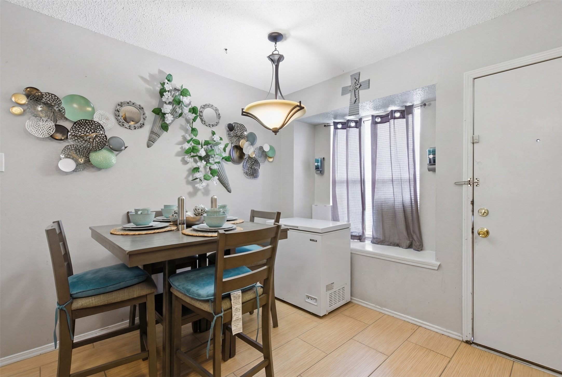 3919 Queens Court Garland TX 75043