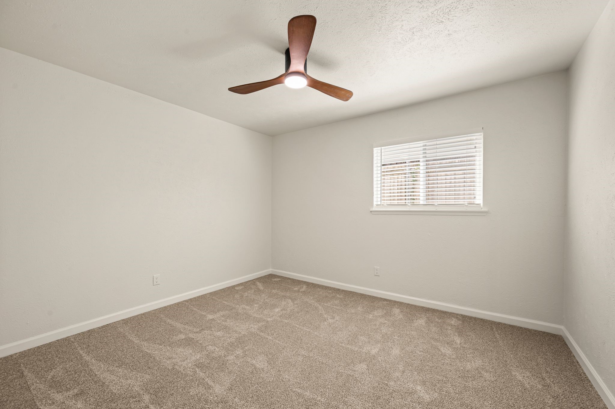2248 Cottonwood Lane Bedford TX 76021