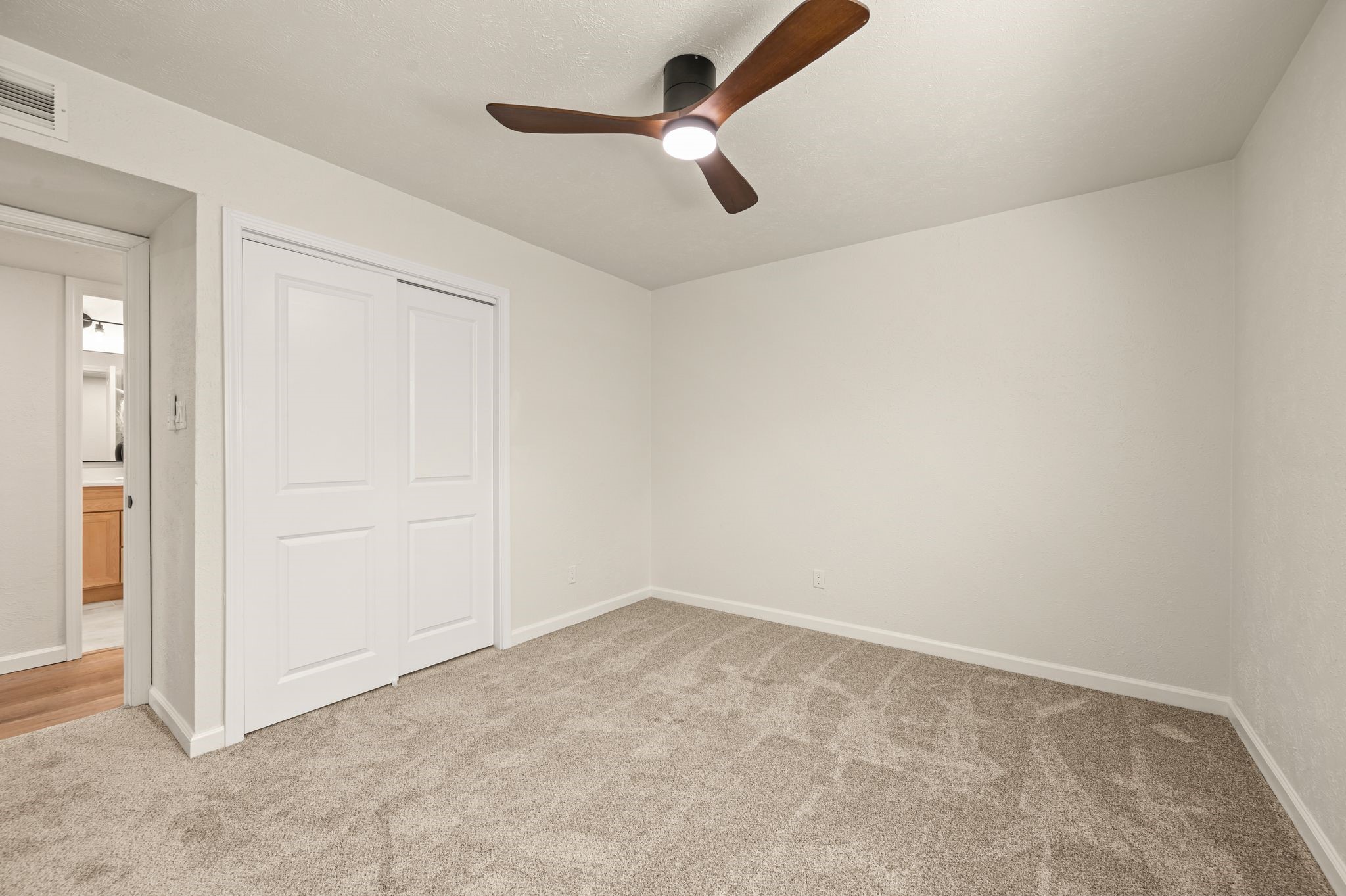 2248 Cottonwood Lane Bedford TX 76021