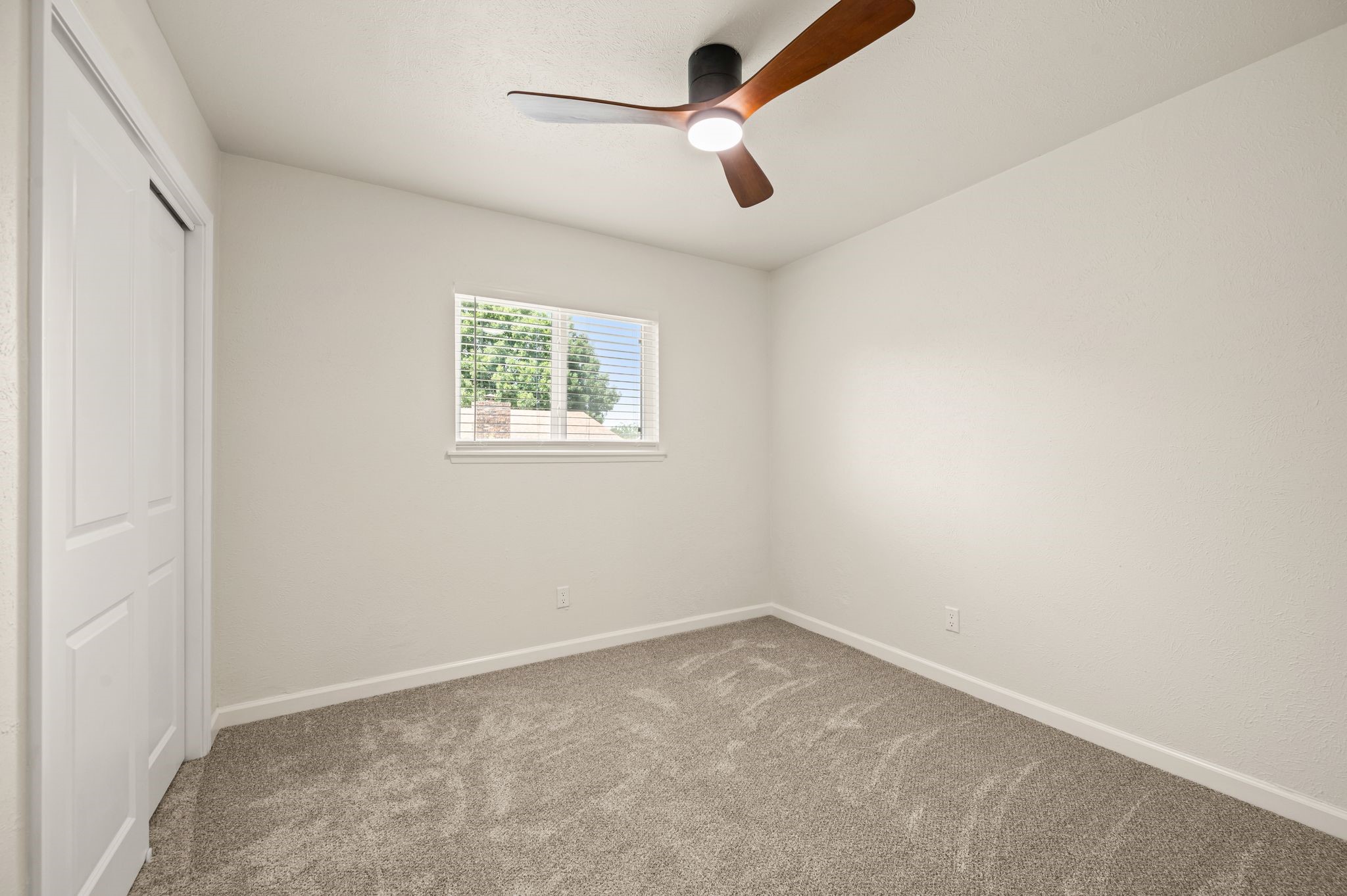 2248 Cottonwood Lane Bedford TX 76021