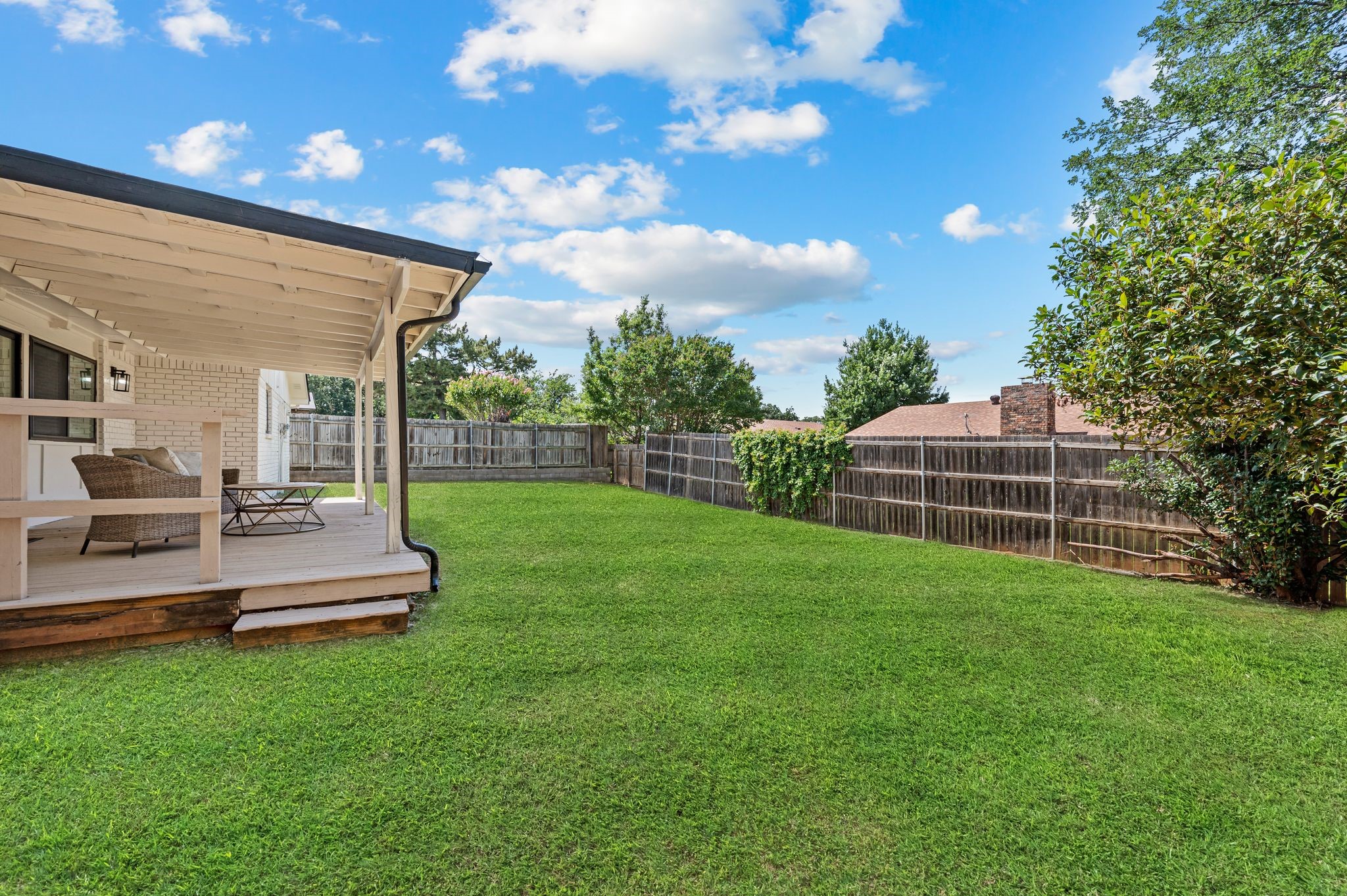 2248 Cottonwood Lane Bedford TX 76021