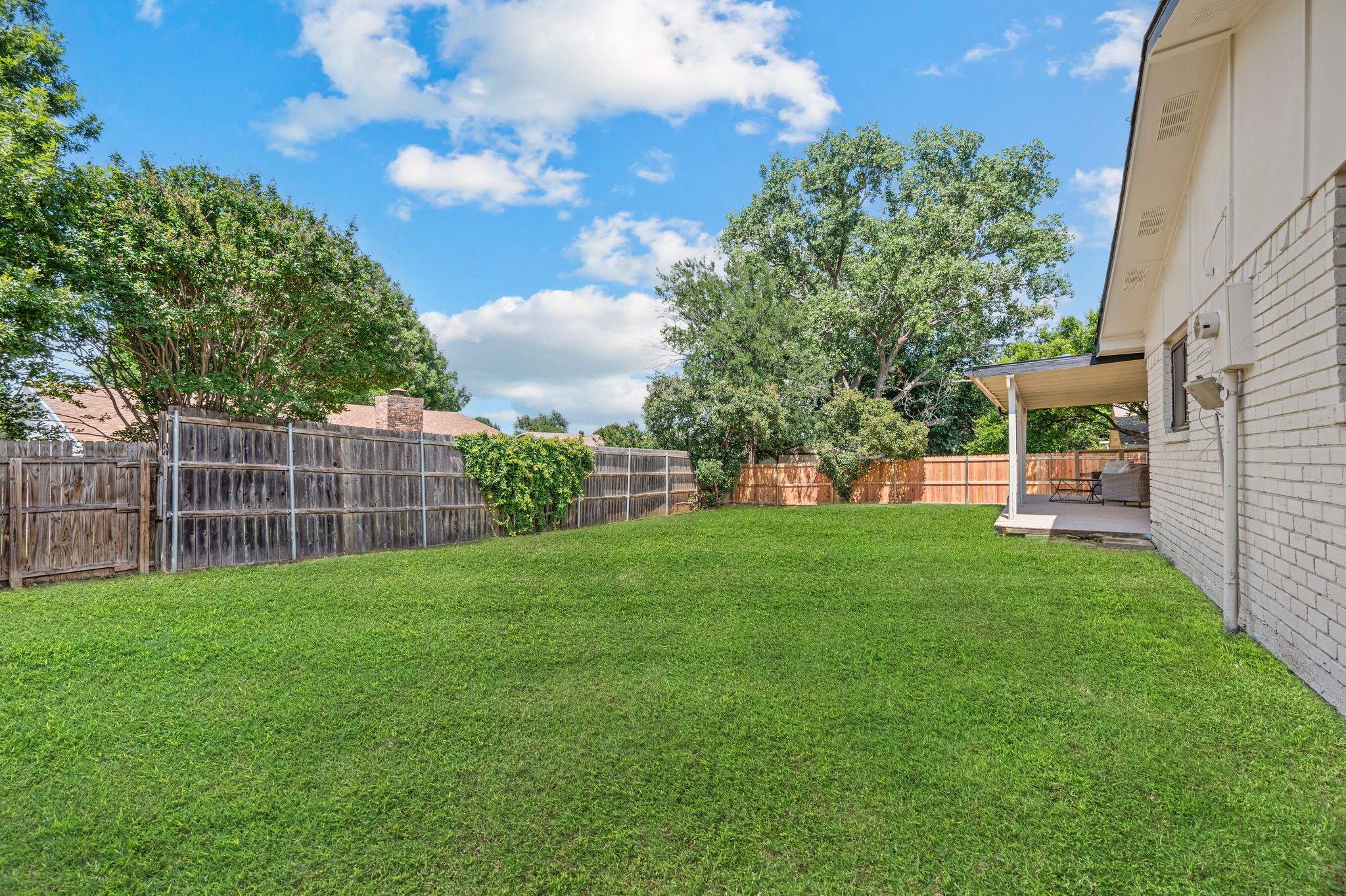 2248 Cottonwood Lane Bedford TX 76021