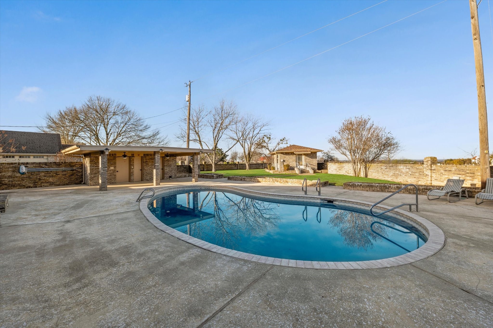1505 Jane Lane West TX 76691
