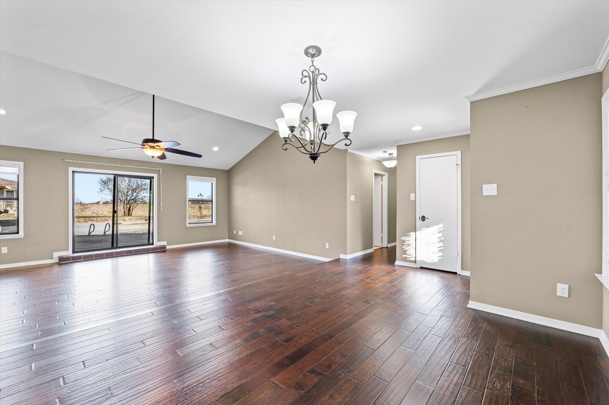 1505 Jane Lane West TX 76691