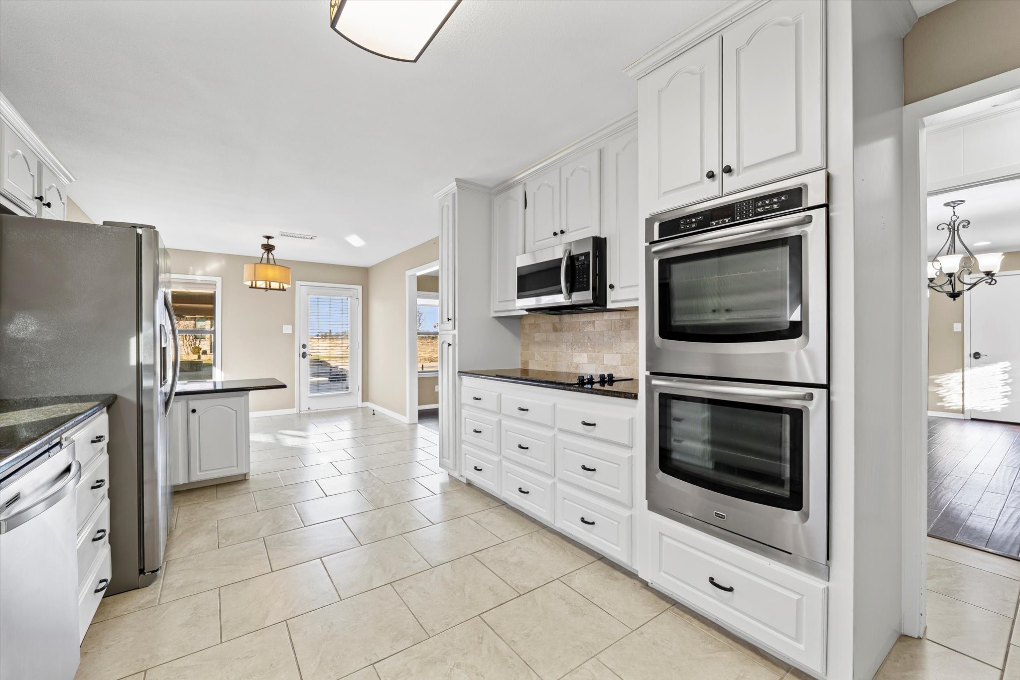 1505 Jane Lane West TX 76691