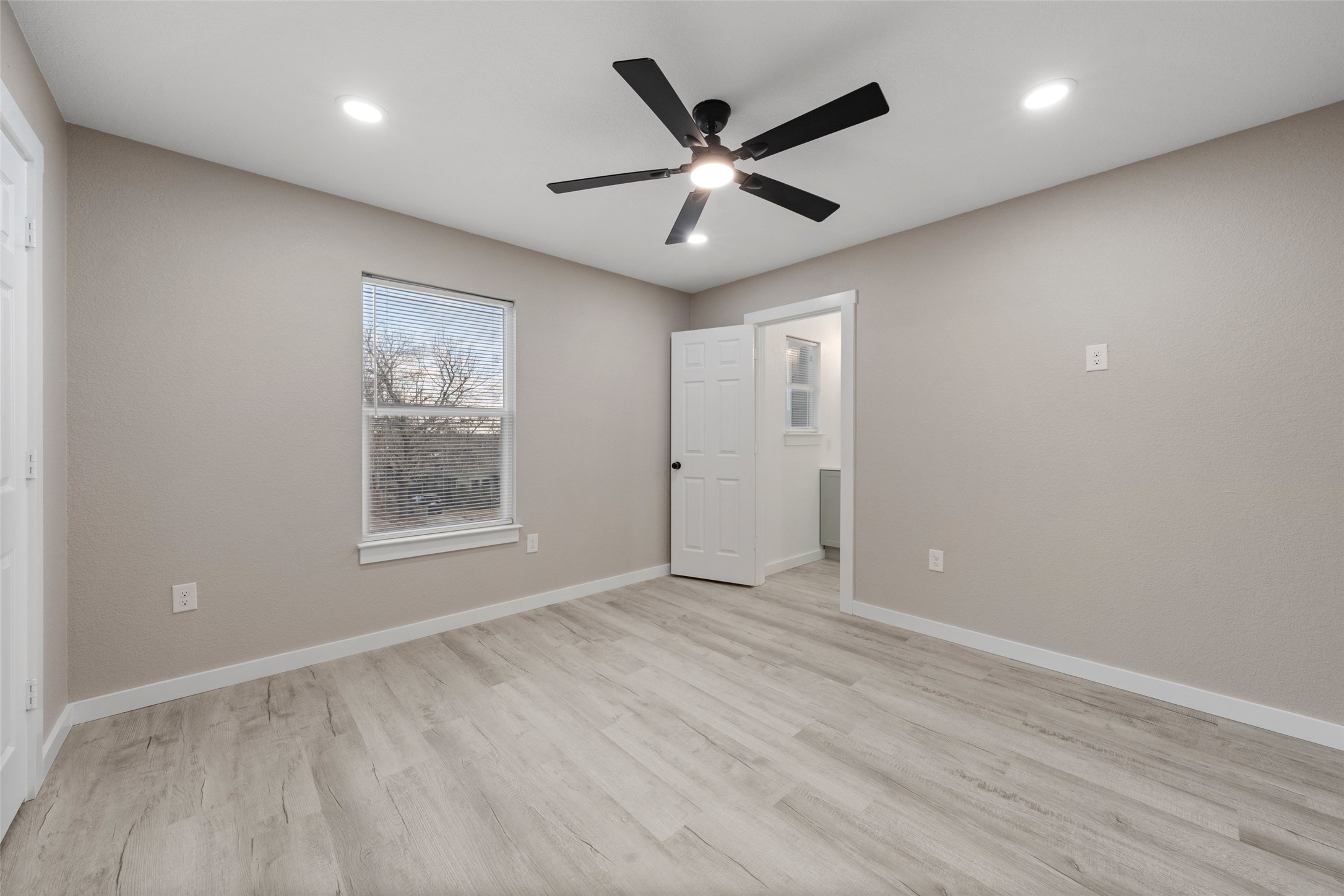 1905 Sanger Avenue Waco TX 76707