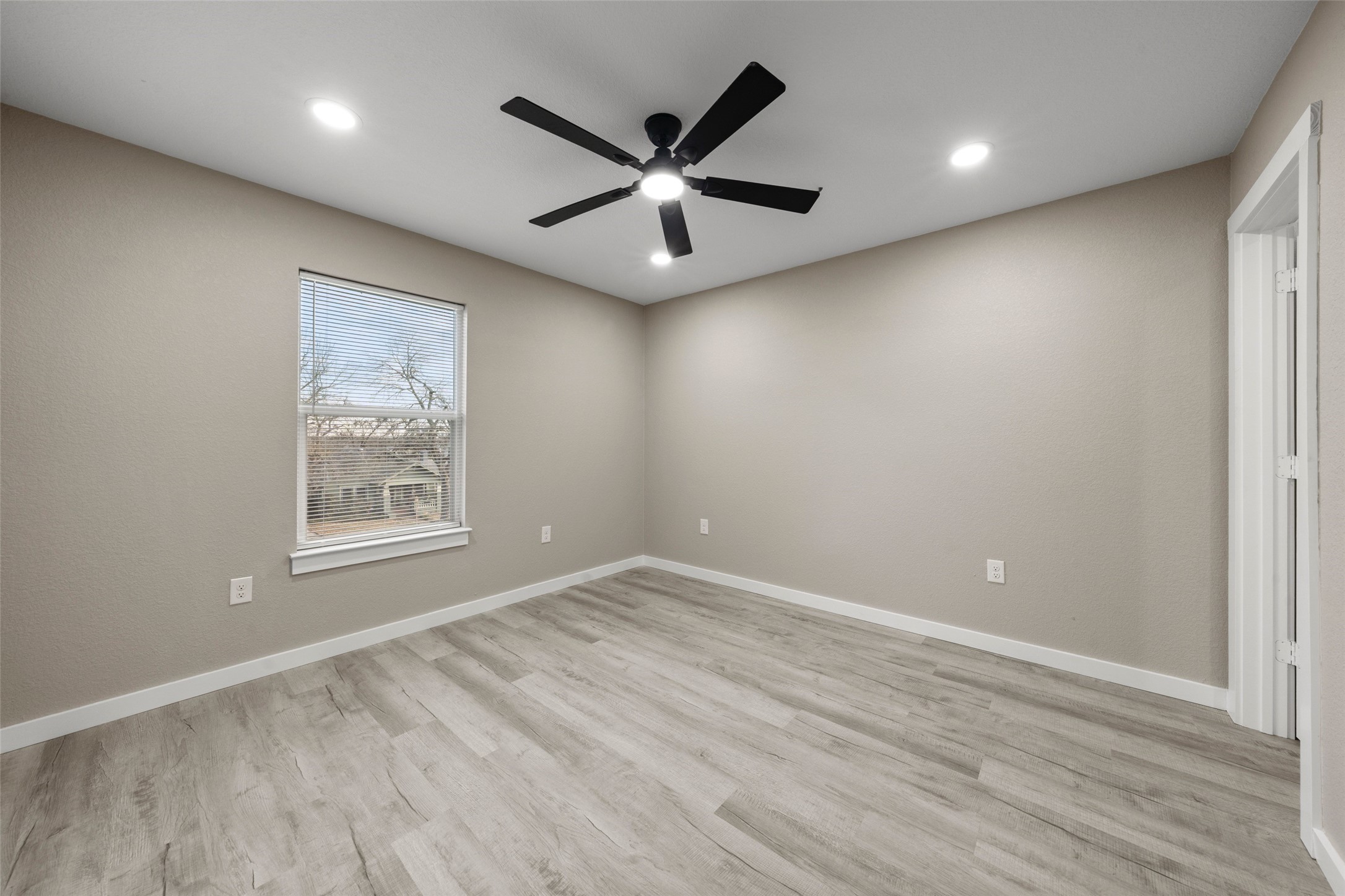 1905 Sanger Avenue Waco TX 76707