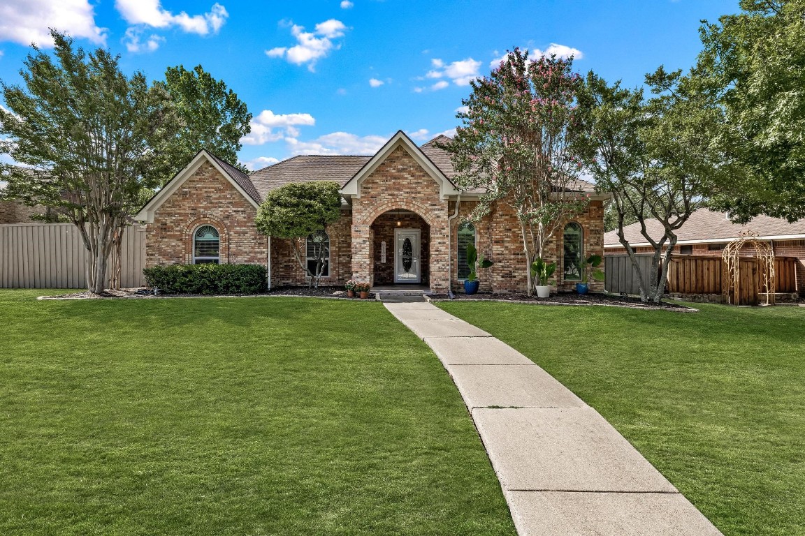 2518 Quail Glen Road Carrollton TX 75006