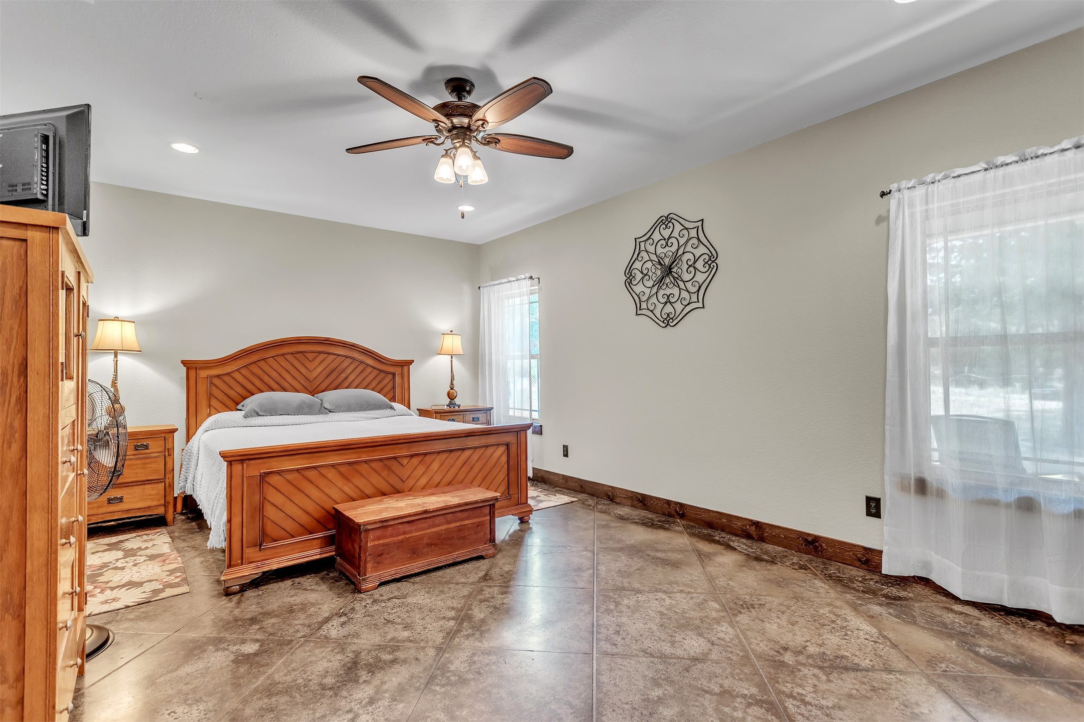 337 County Road 3535 Saltillo TX 75478