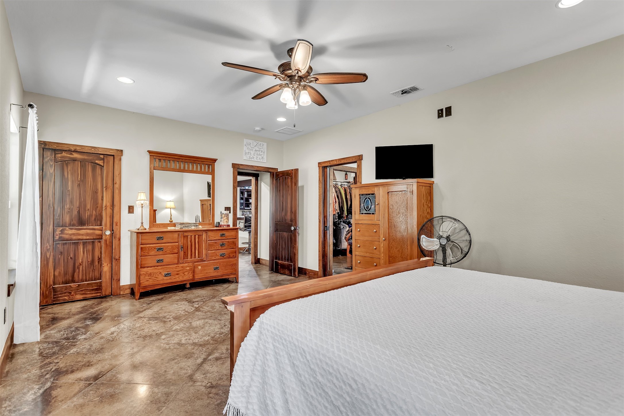 337 County Road 3535 Saltillo TX 75478