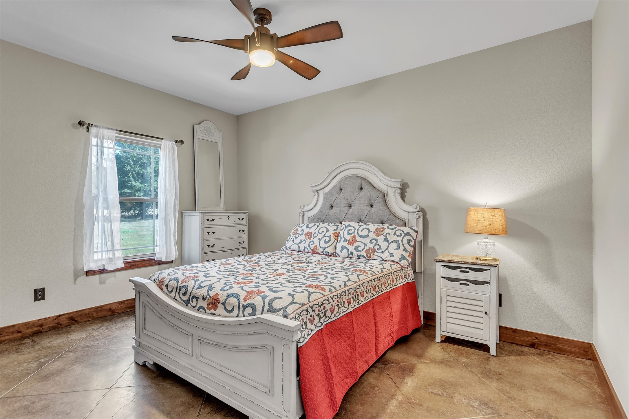 337 County Road 3535 Saltillo TX 75478