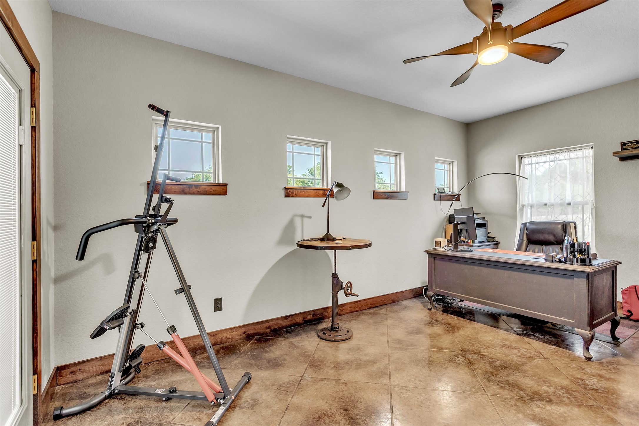 337 County Road 3535 Saltillo TX 75478