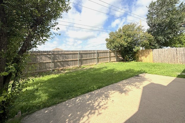 10909 Deauville Circle S Fort Worth TX 76108