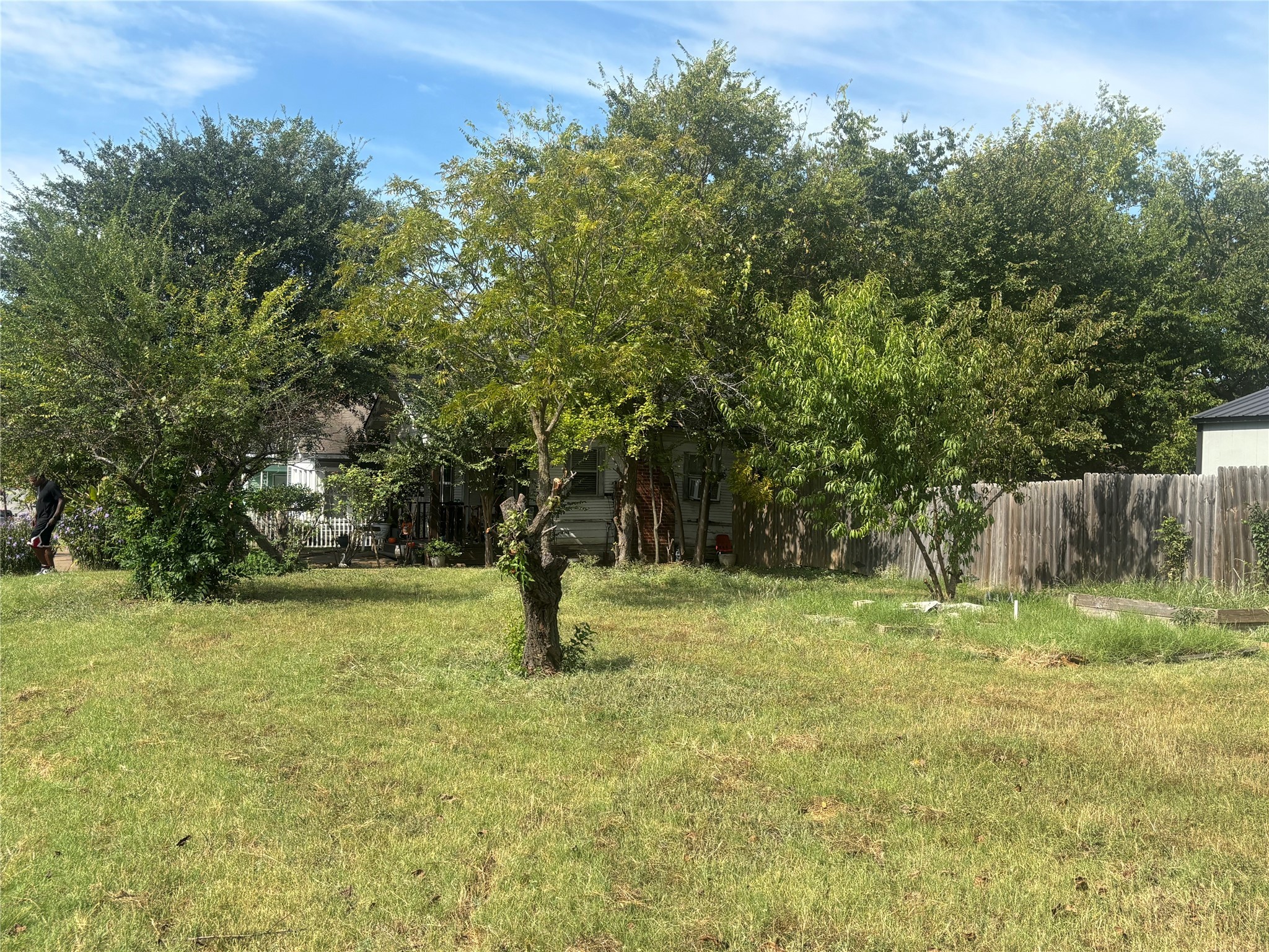 1431 E Wells Avenue Sherman TX 75090