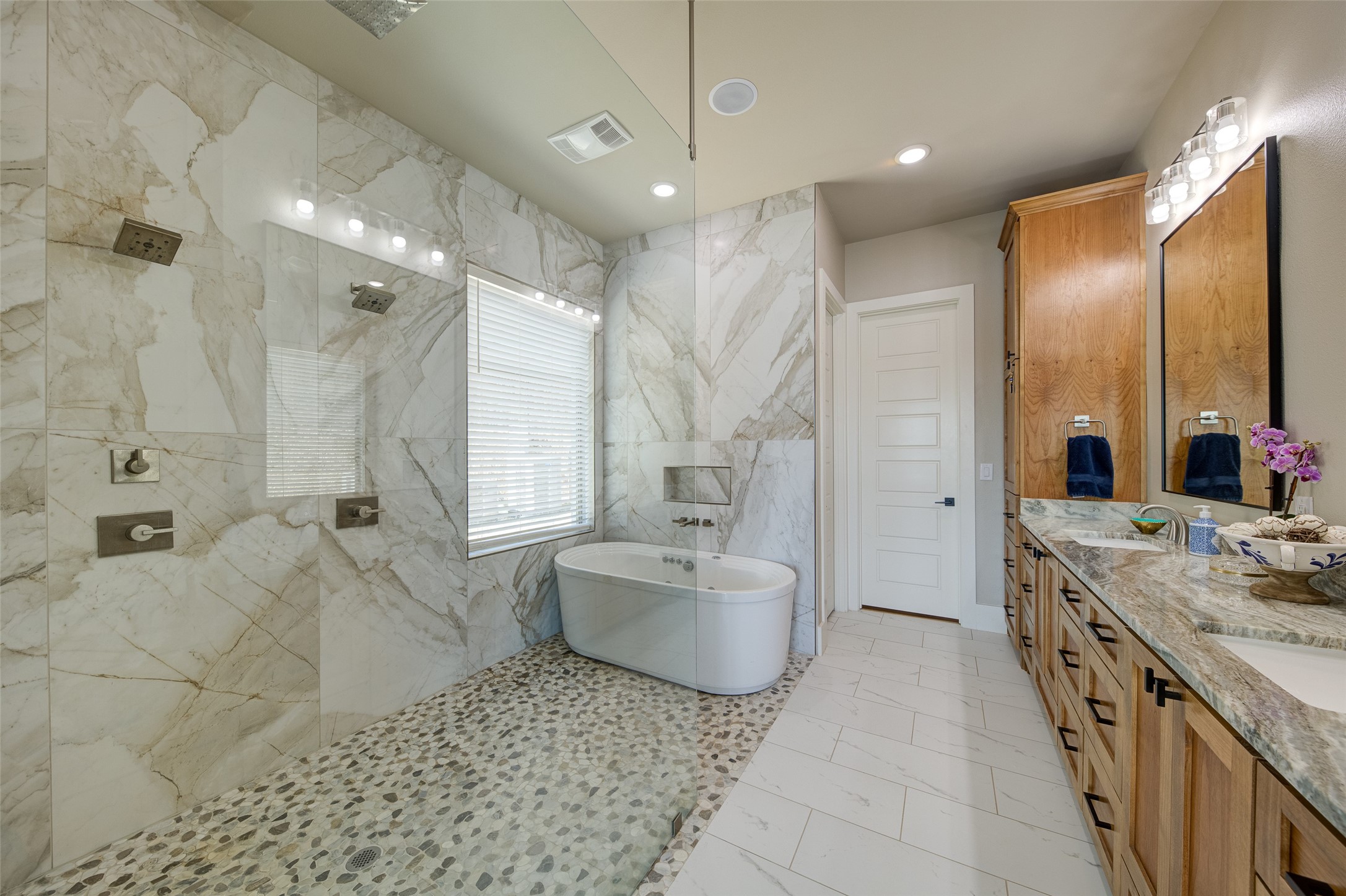 253 Grand Harbor Boulevard Chico TX 76431