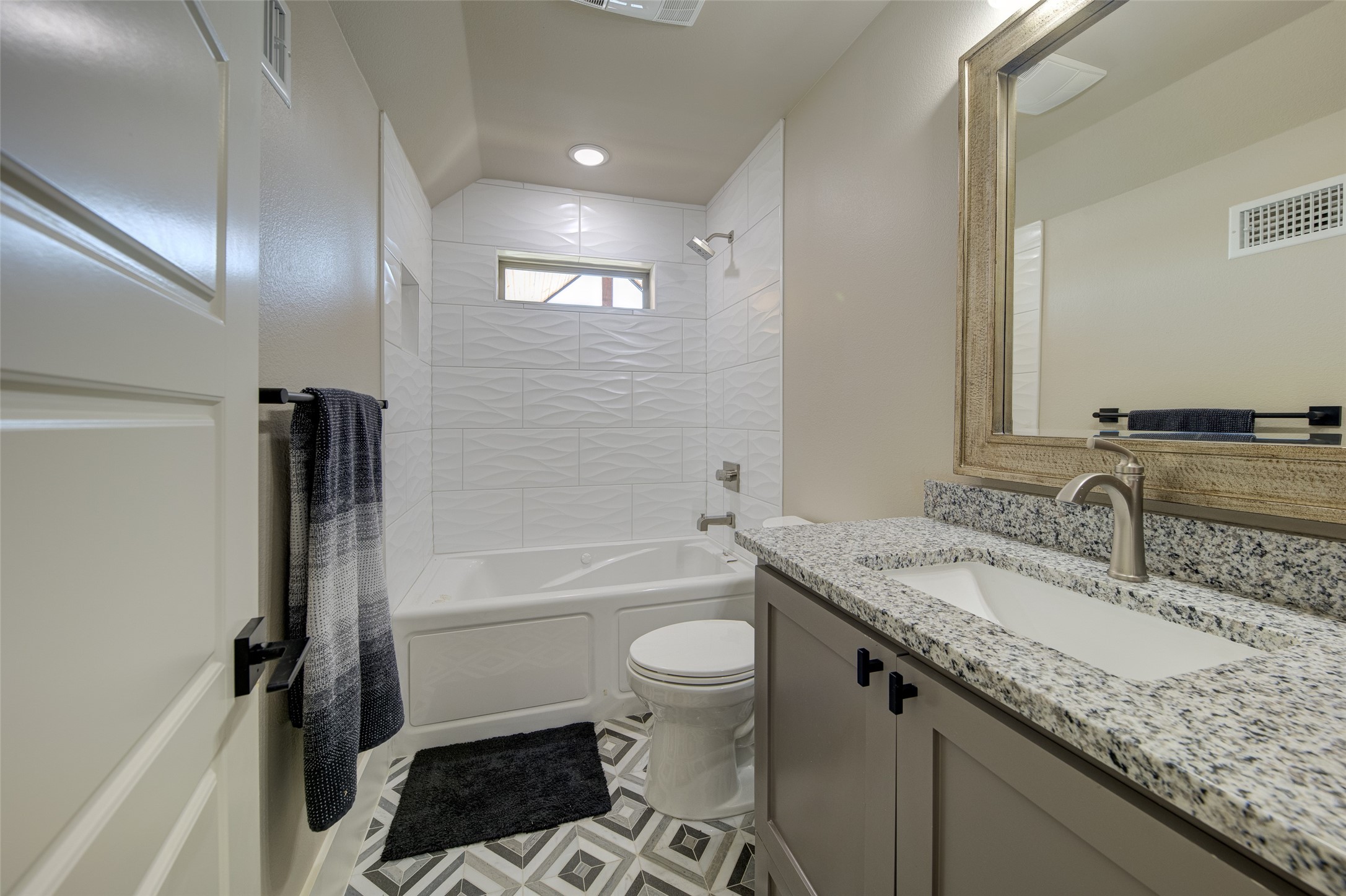 253 Grand Harbor Boulevard Chico TX 76431