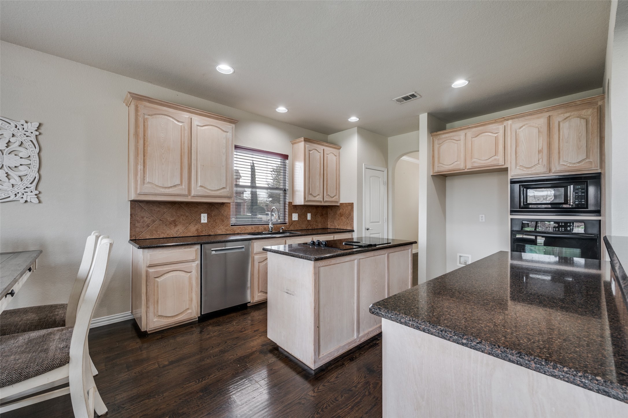 2737 Los Alamos Trail Fort Worth TX 76131