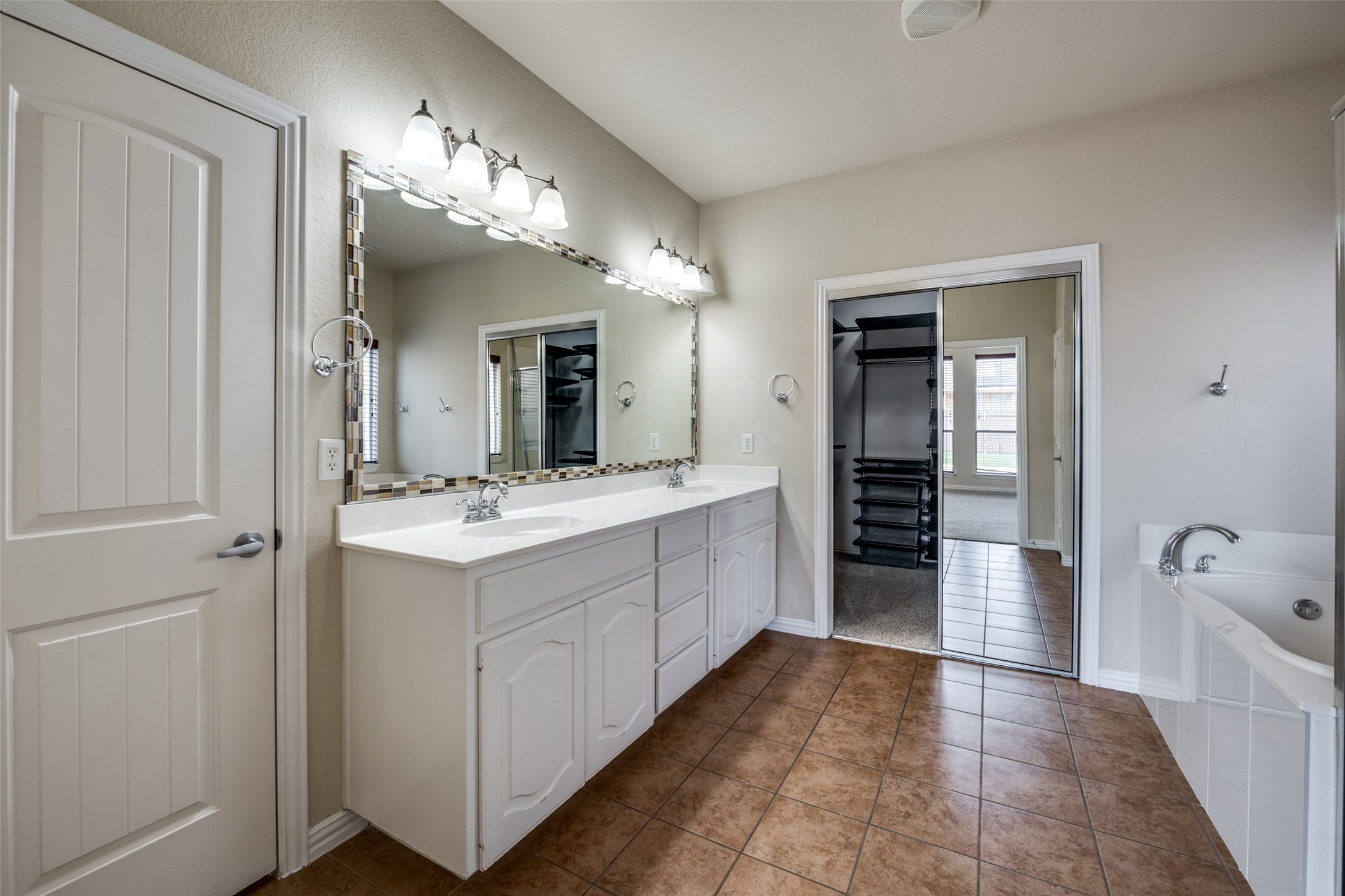2737 Los Alamos Trail Fort Worth TX 76131