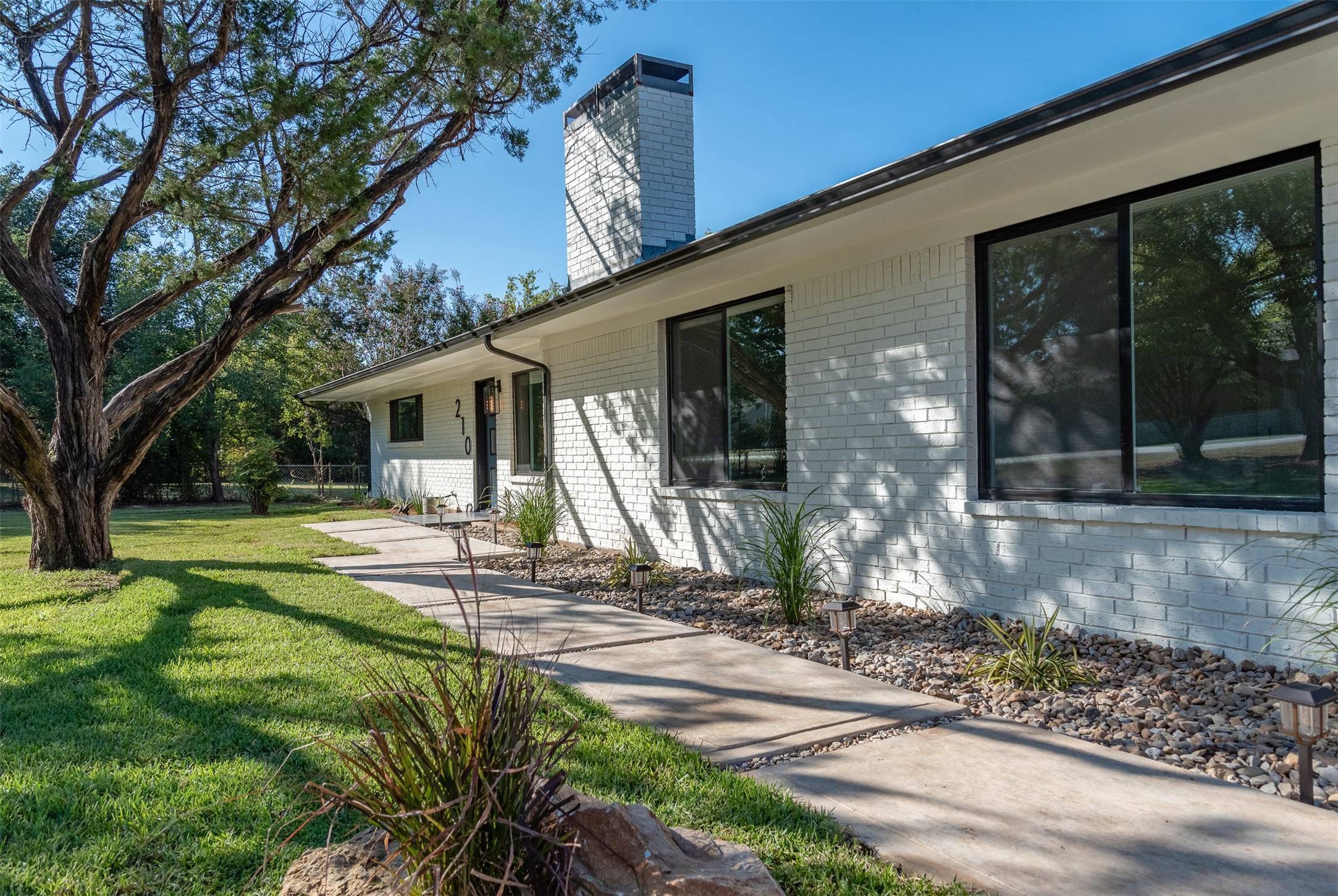 210 Davis Road Granbury TX 76049
