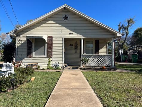 907 Rockwall Street Mckinney TX 75069