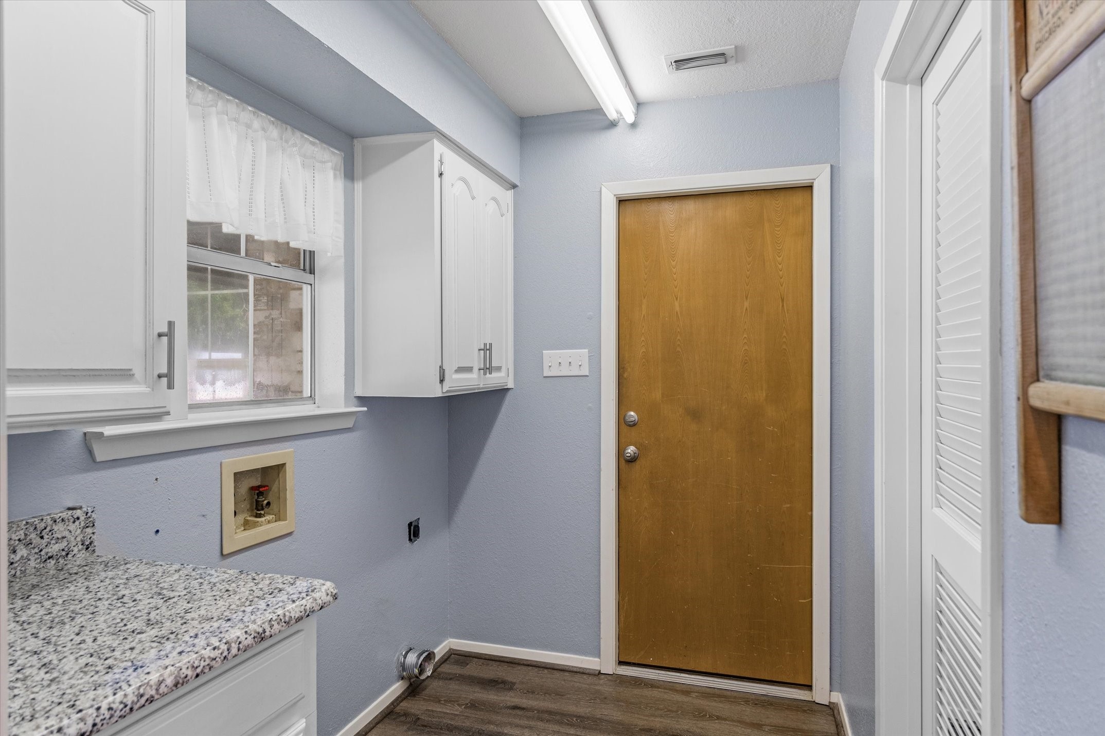 4885 Fm 859 Edgewood TX 75117