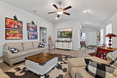 14136 Danesdale Drive Pilot Point TX 76258