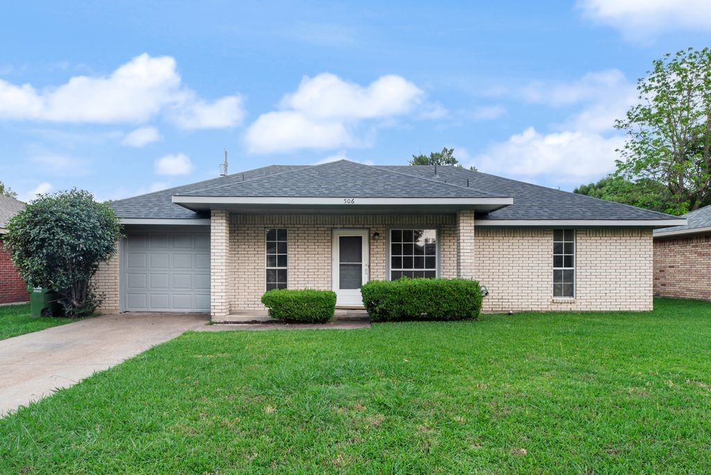 506 Thomas Trail Seagoville TX 75159