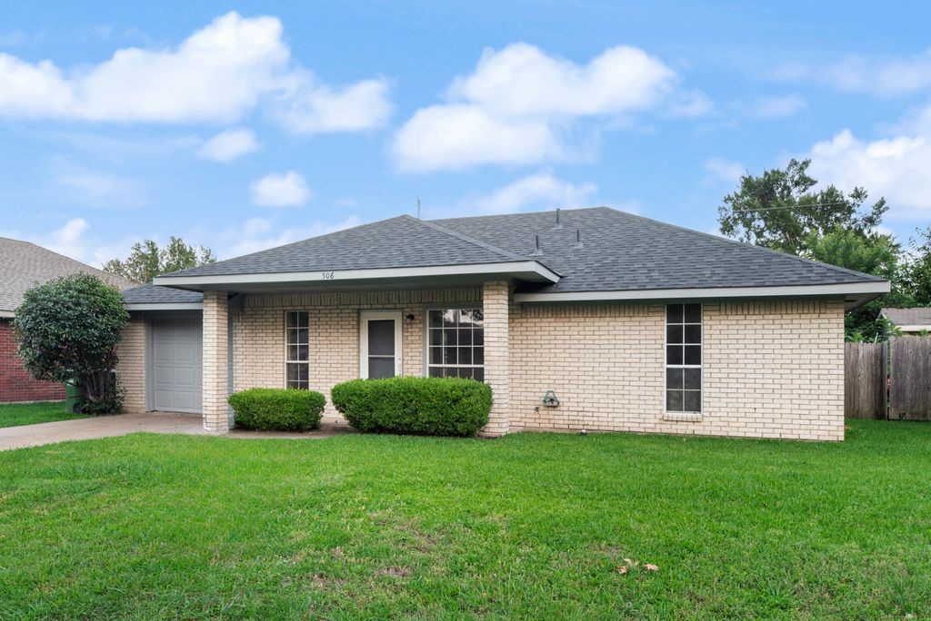 506 Thomas Trail Seagoville TX 75159
