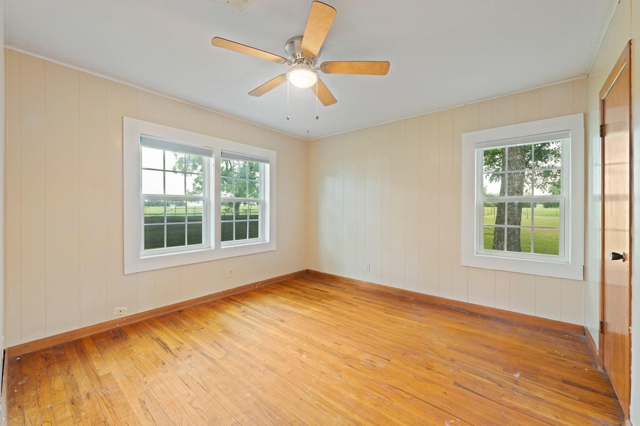 1116 S Texas Street De Leon TX 76444