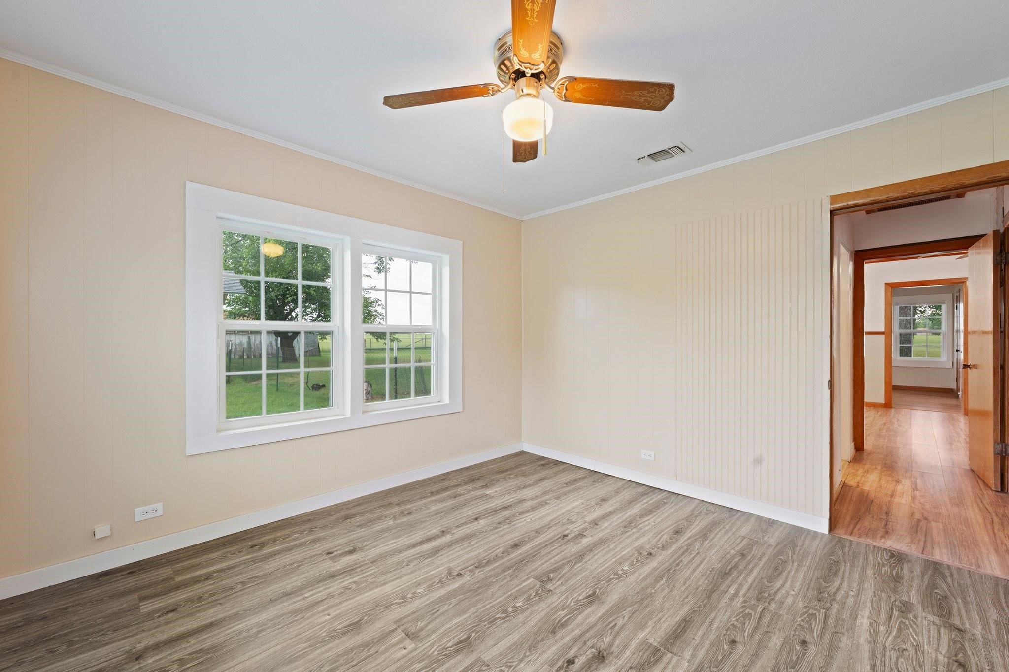 1116 S Texas Street De Leon TX 76444