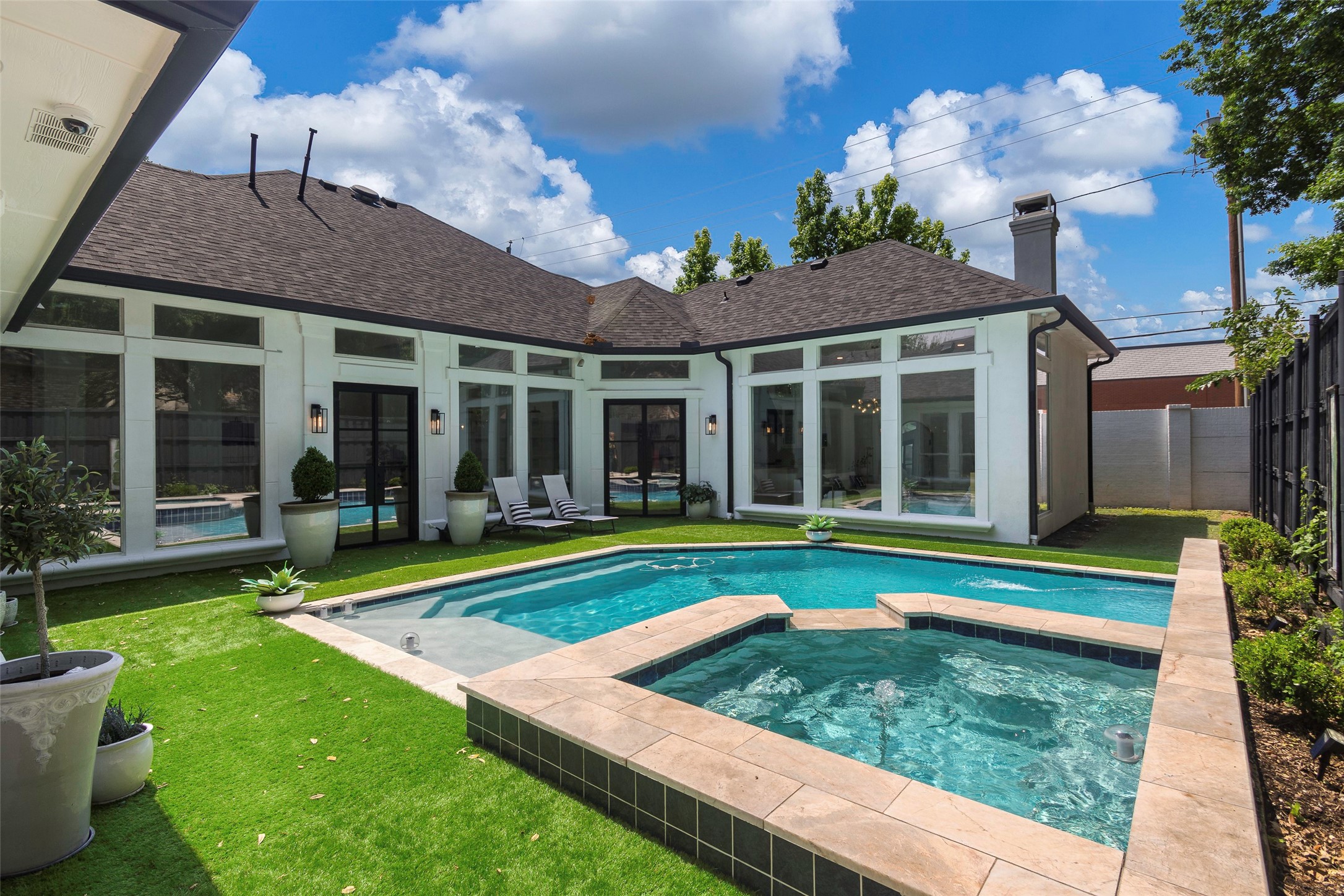 4373 W Northwest Highway Dallas TX 75220