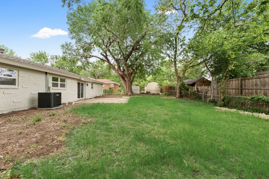 7301 Marilyn Lane North Richland Hills TX 76180