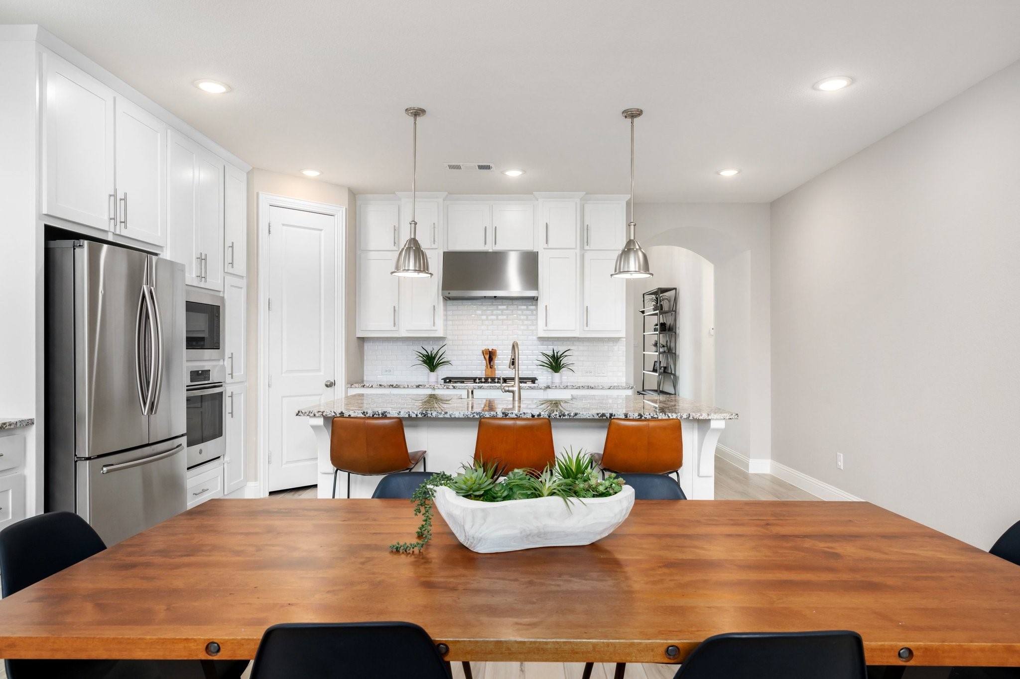2825 London The Colony TX 75056