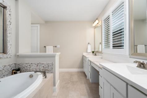 2825 London The Colony TX 75056