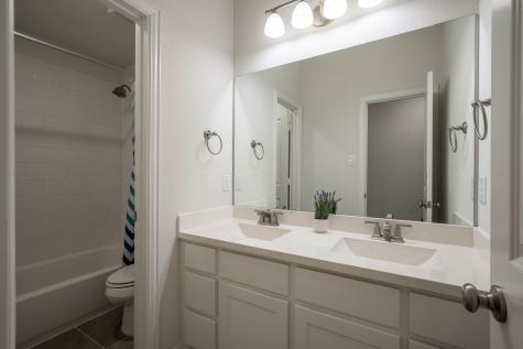 2825 London The Colony TX 75056