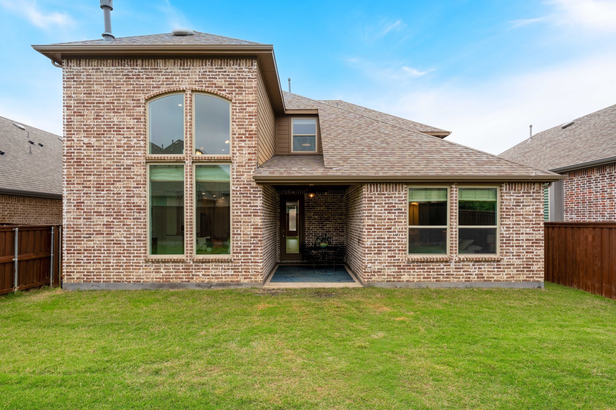 2825 London The Colony TX 75056