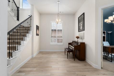 2825 London The Colony TX 75056