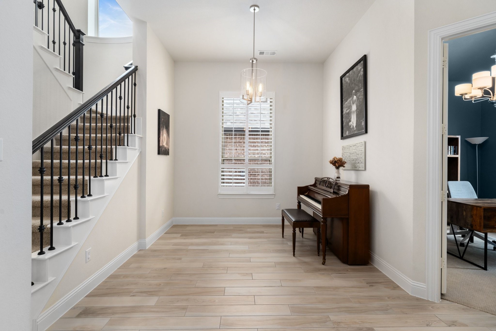 2825 London The Colony TX 75056
