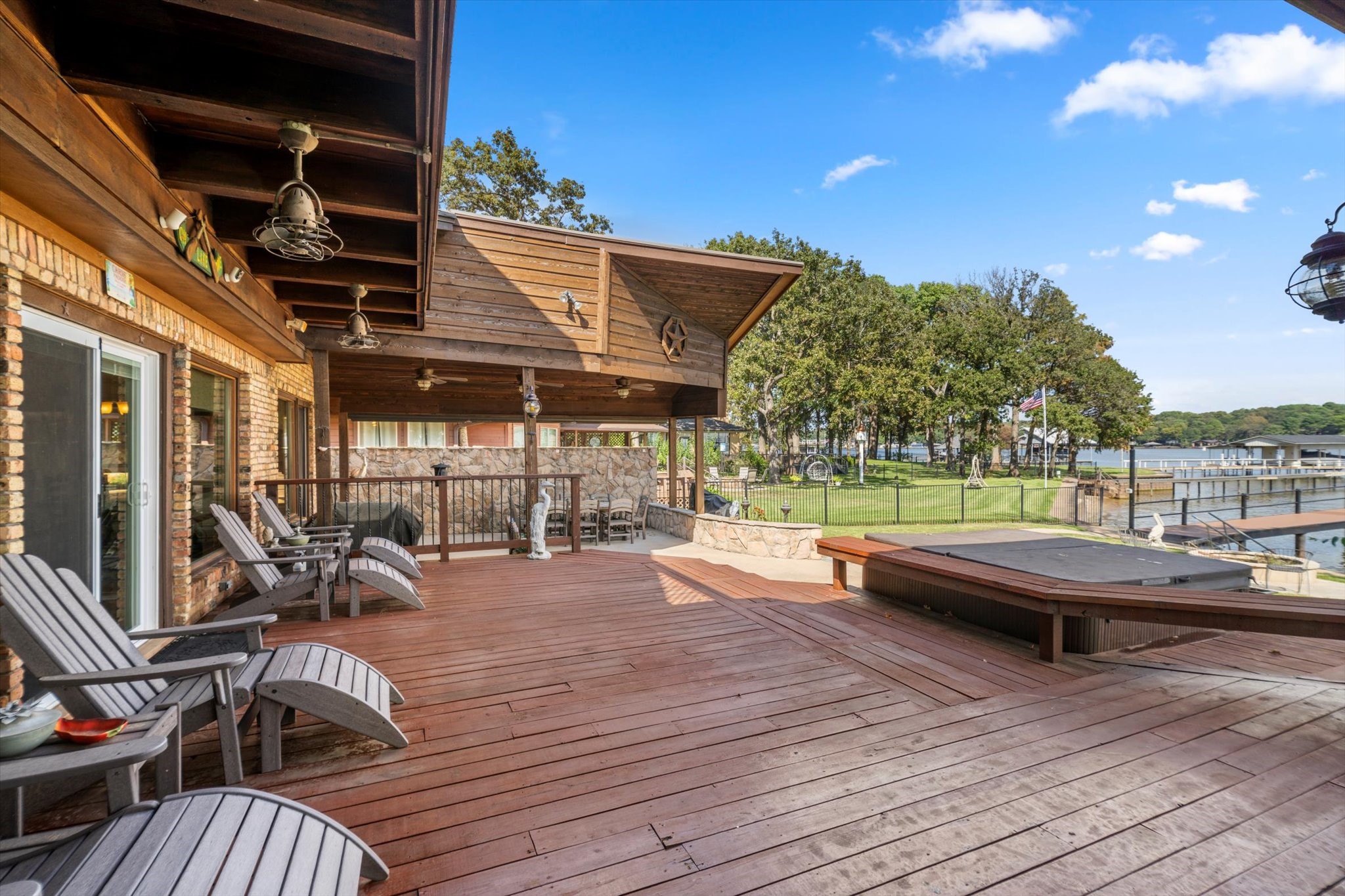 169 Deer Island Road Mabank TX 75156